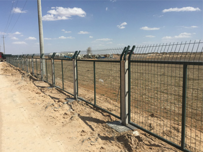 鐵路護(hù)欄網(wǎng) 鐵路護(hù)欄網(wǎng)